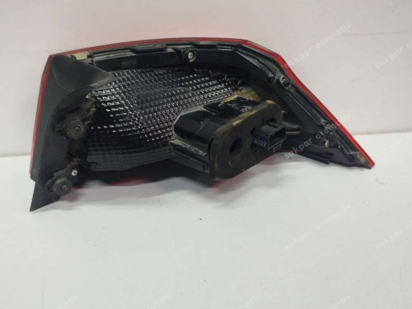 Volkswagen Passat B8 Sol Stop Lambası 3G5945311 CP HP (GH112)