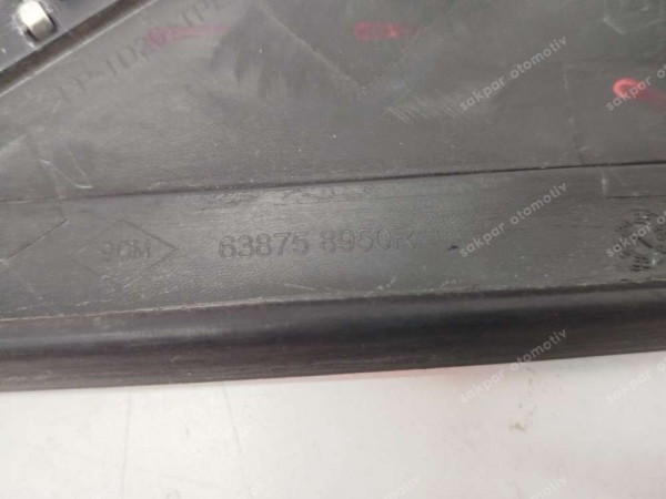 Renault Megane 4 Sol Ön Çamurluk Bakaliti Ayna Üçgeni 638758950R (CC122)