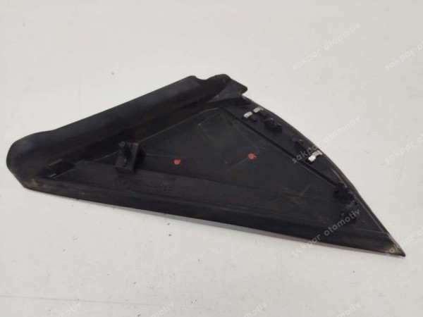 Renault Megane 4 Sağ Ön Çamurluk Bakaliti Ayna Üçgeni 281C23809R SP HP (CC122)