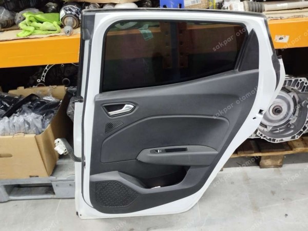 Renault Clio 5 Sağ Arka Kapı Dolu Orjinal Sökme 821008513R 821002860R CP SP (AE110)