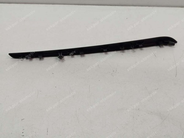 Renault Megane 4 Sağ Ön Kapı Pano Döşeme Çıtası 809A65254R SP (AC110)