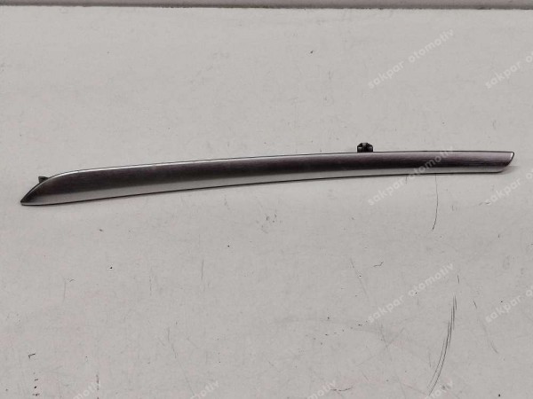 Renault Megane 4 Sağ Ön Kapı Pano Döşeme Çıtası 809A65254R SP (AC110)