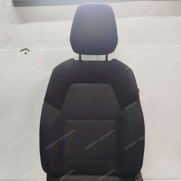 Renault Clio 5 Sol Ön Koltuk Orjinal 873518795R SP (CB130)