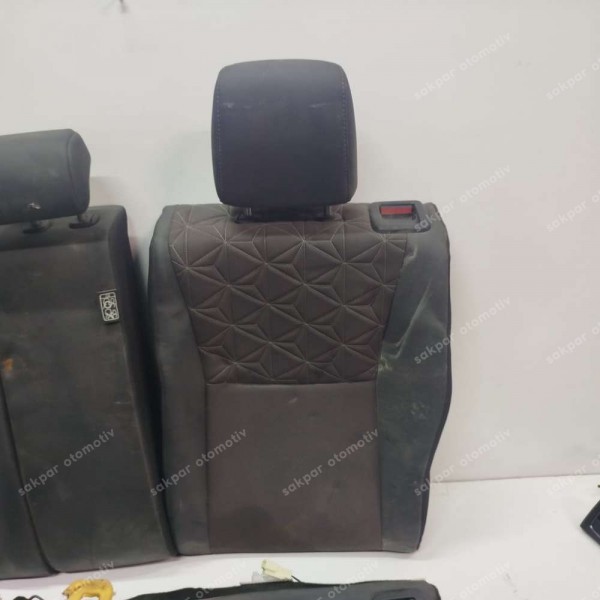 Toyota Yaris Cross Arka Koltuk Takımı SP (GH140)