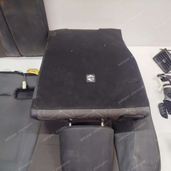 Toyota Yaris Cross Arka Koltuk Takımı SP (GH140)