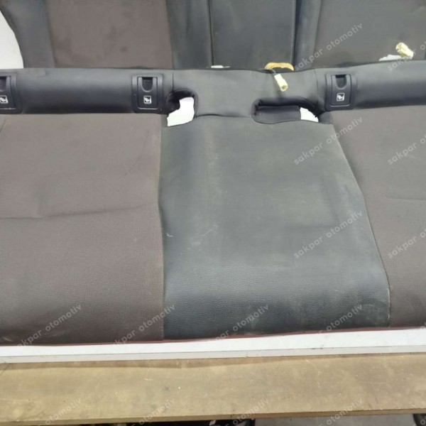 Toyota Yaris Cross Arka Koltuk Takımı SP (GH140)