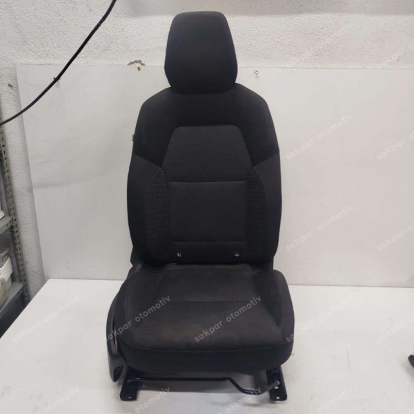 Renault Clio 5 Sağ Ön Koltuk Orjinal 873017782R SP (CB130)