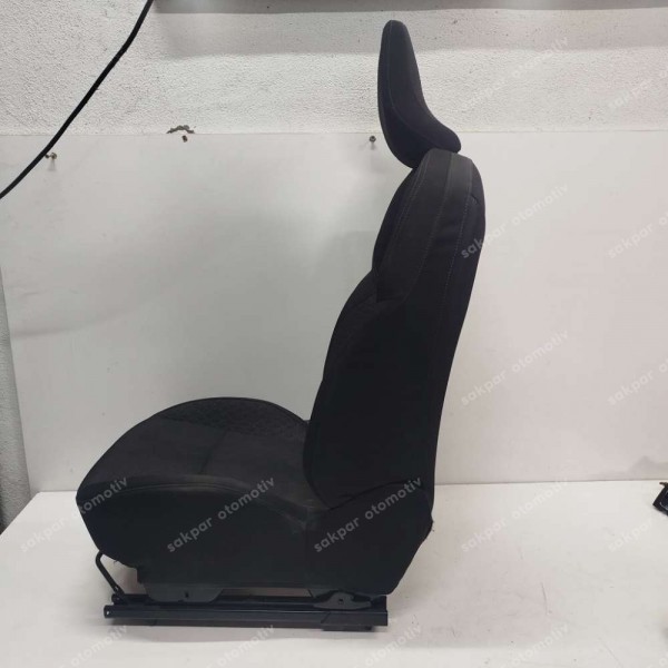 Renault Clio 5 Sağ Ön Koltuk Orjinal 873017782R SP (CB130)