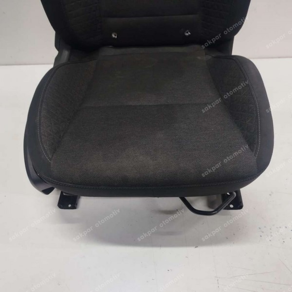 Renault Clio 5 Sağ Ön Koltuk Orjinal 873017782R SP (CB130)