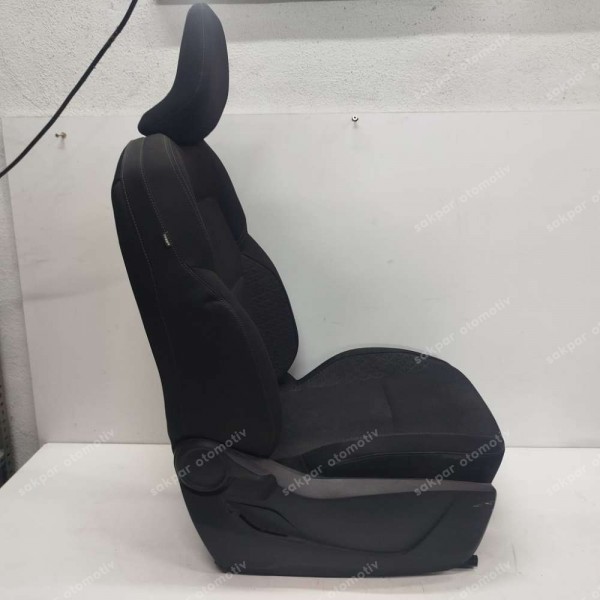 Renault Clio 5 Sağ Ön Koltuk Orjinal 873017782R SP (CB130)