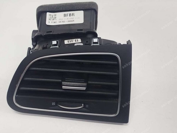 Renault Megane 4 Sağ Havalandırma Izgarası Orj 687600666R SP YP (DA126)