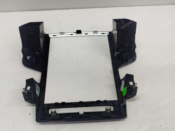 Renault Megane 4 Torpido Orta Havalandırma Izgarası Çerçevesi 687515655R 687501810R SP YP (DA118)