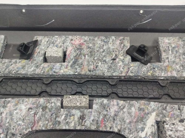 Renault Megane 4 Arka Pandizot  799220475R SP CP (IB120)