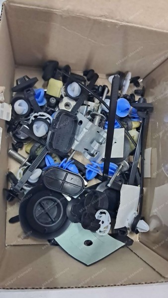 Renault Megane 3 Kapı Tamir Agraf Takımı 600383915R YP (GA-130)