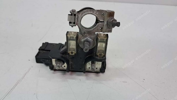 Renault Clio 5 Taliant Artı Kutup Başı Sigortalı 244157891R SP (DB-1211)