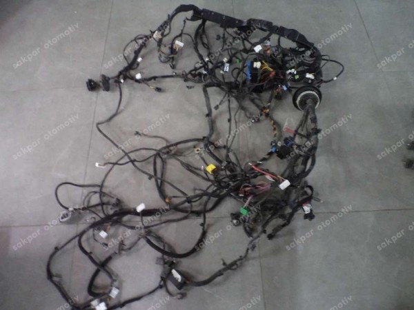 Renault Clio 5 Torpido Göğüs Tesisatı 240144350S SP (TES6)