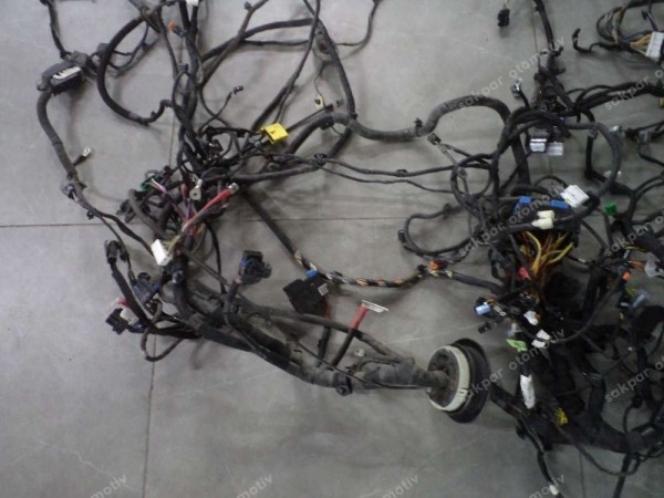 Renault Clio 5 Torpido Göğüs Tesisatı 240144350S SP (TES6)