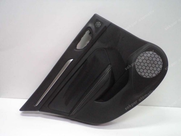 Renault Megane 4 Sol Arka Kapı Döşemesi Orj. 829015074R SP YP