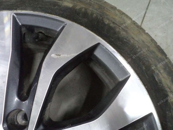 Renault Megane 4 17 İnç Jant Takımı 403007202R SP (II110)