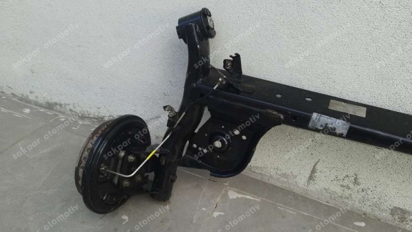 Renault Clio 5 Arka Dingil 555113834R (BOŞ) SP