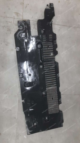 Renault Megane 4 Alt Muhafaza Sağ 748141396R SP