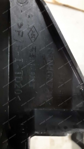 Renault Megane 4 Sağ Arka Tampon Braketi 850468721R SP