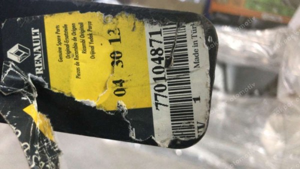 Renault Clio 2 Arka Koltuk Sırt İskeleti 7701048711 YP(GI-110)