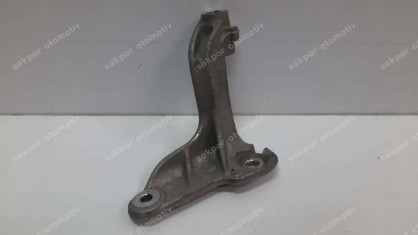 Renault Clio 5 Beşik Bağlantı Parçası Sol 548518613R SP