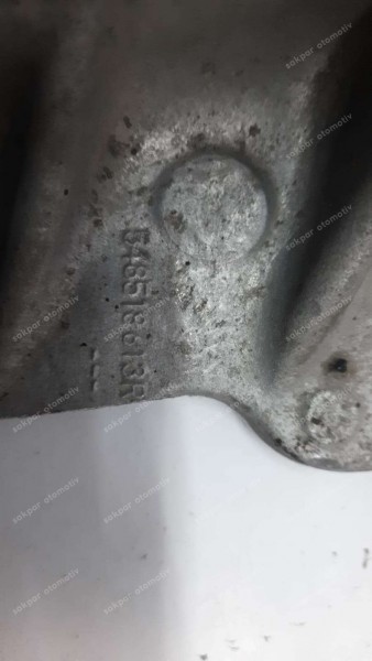 Renault Clio 5 Beşik Bağlantı Parçası Sol 548518613R SP