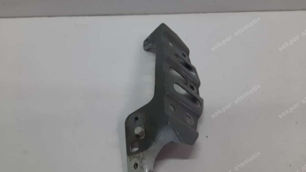 Renault Clio 5 Sol Orta Çamurluk Ayağı 64137564R SP