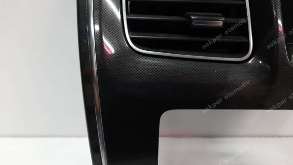 Renault Symbol Teyp Çerçevesi Havalandırma Izgaraları 682600997R SP(DA-116)