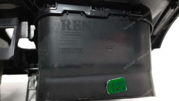 Renault Symbol Teyp Çerçevesi Havalandırma Izgaraları 682600997R SP(DA-116)