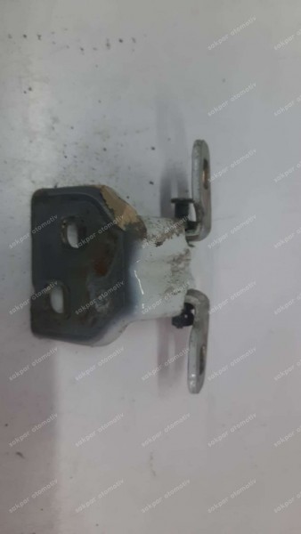 Renault Symbol Sağ Ön Kapı Alt Kapı Menteşesi 804209726R (HH-121)