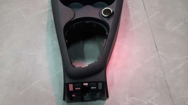 Renault Symbol Orta Konsol 989100893R SP (IA110)