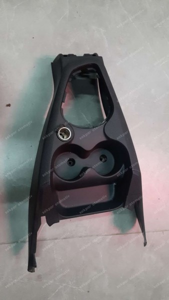 Renault Symbol Orta Konsol 989100893R SP (IA110)