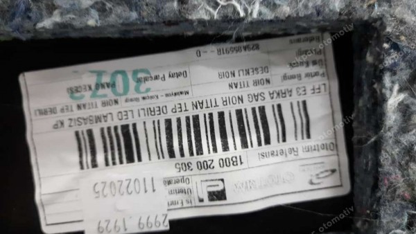 Renault Megane 4 Sağ Arka Kapı Döşemesi 829A05591R SP