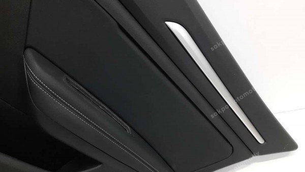 Renault Megane 4 Sağ Arka Kapı Döşemesi 829A05591R SP