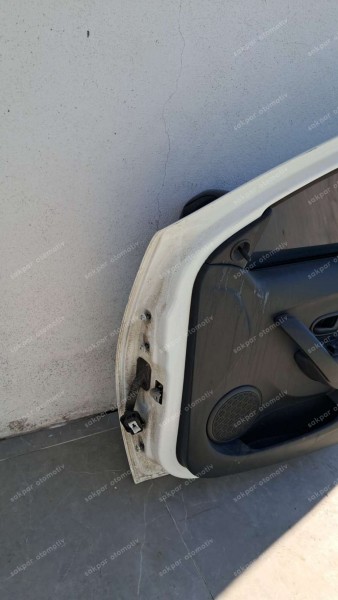 Renault Symbol Sağ Ön Kapı (D0LU) 801008681R HP SP (BD-110)