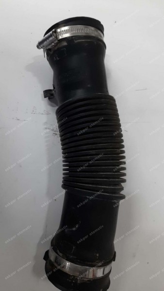 Renault Clio 4 Symbol Captur Hava Filtre Borusu 165757148R SP