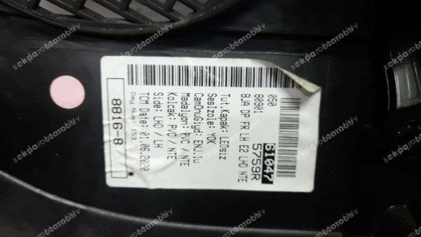 Renault Clio 5 Sol Ön Kapı Döşemesi 809015759R CP (BE-120)