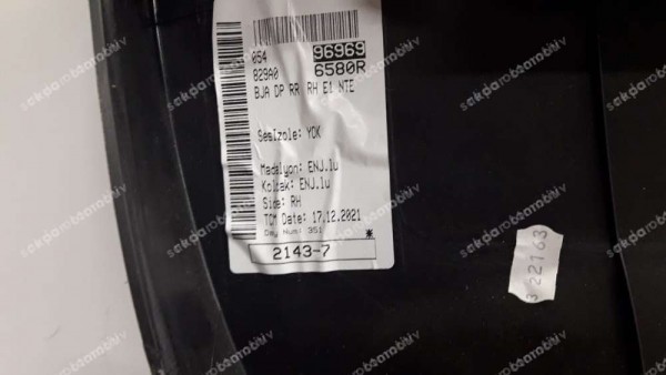 Renault Clio 5 Sağ Arka Kapı Döşemesi 829A06580R CP (BE-120)