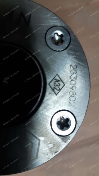 Renault Clio 4 Kam Mil Defazörü Eksantrik Mili 130257094R SP