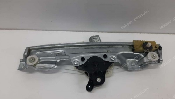 Renault Megane 4 Sağ Arka Cam Krikosu 827209167R SP