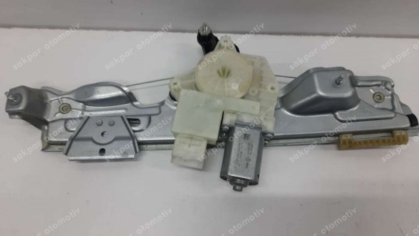 Renault Megane 4 Sağ Arka Cam Krikosu 827209167R SP