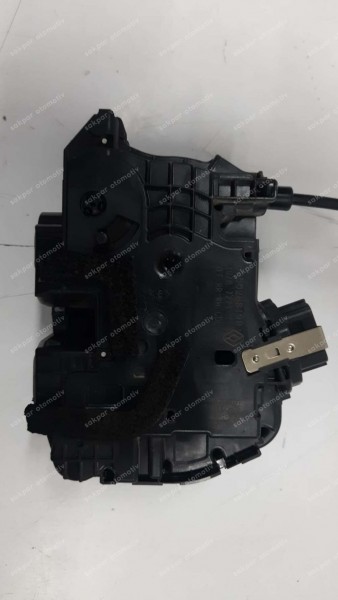 Renault Megane 4 Sağ Arka Kapı Kilidi 825028819R SP