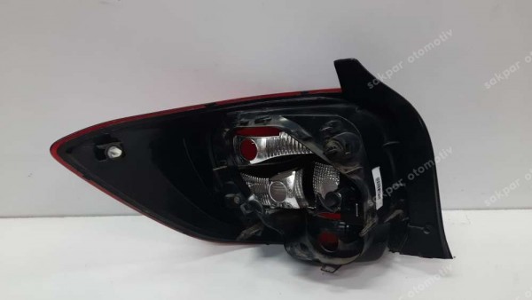 Renault Clio Symbol Joy Sağ Stop Lambası 265501454R HP CP (GH-110)