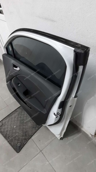 Renault Clio 5 Sağ Ön Kapı Orj. (Dolu) (BC110)