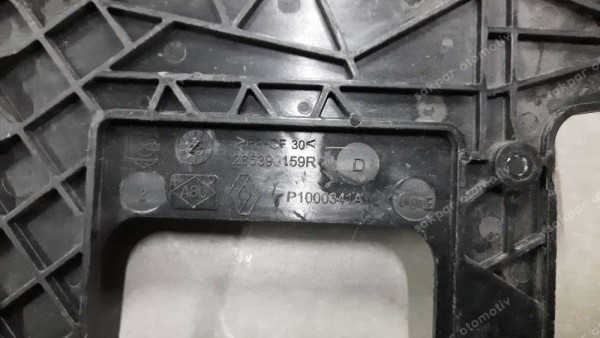 Renault Megane 4 Talisman Enjeksiyon Beyin Muhafaza Plastiği Amb. 285390159R HP YP (IH-150)