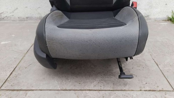 Volkswagen Jetta Sağ Ön Koltuk (Airbagli) Deri 1008509X HP CP (CE130)