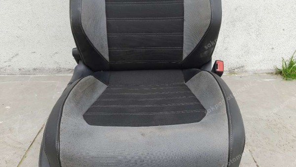 Volkswagen Jetta Sağ Ön Koltuk (Airbagli) Deri 1008509X HP CP (CE130)